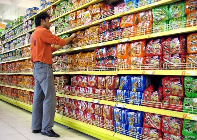 方便食品進(jìn)入熱銷(xiāo)時(shí)期，供不應(yīng)求狀況持續(xù)